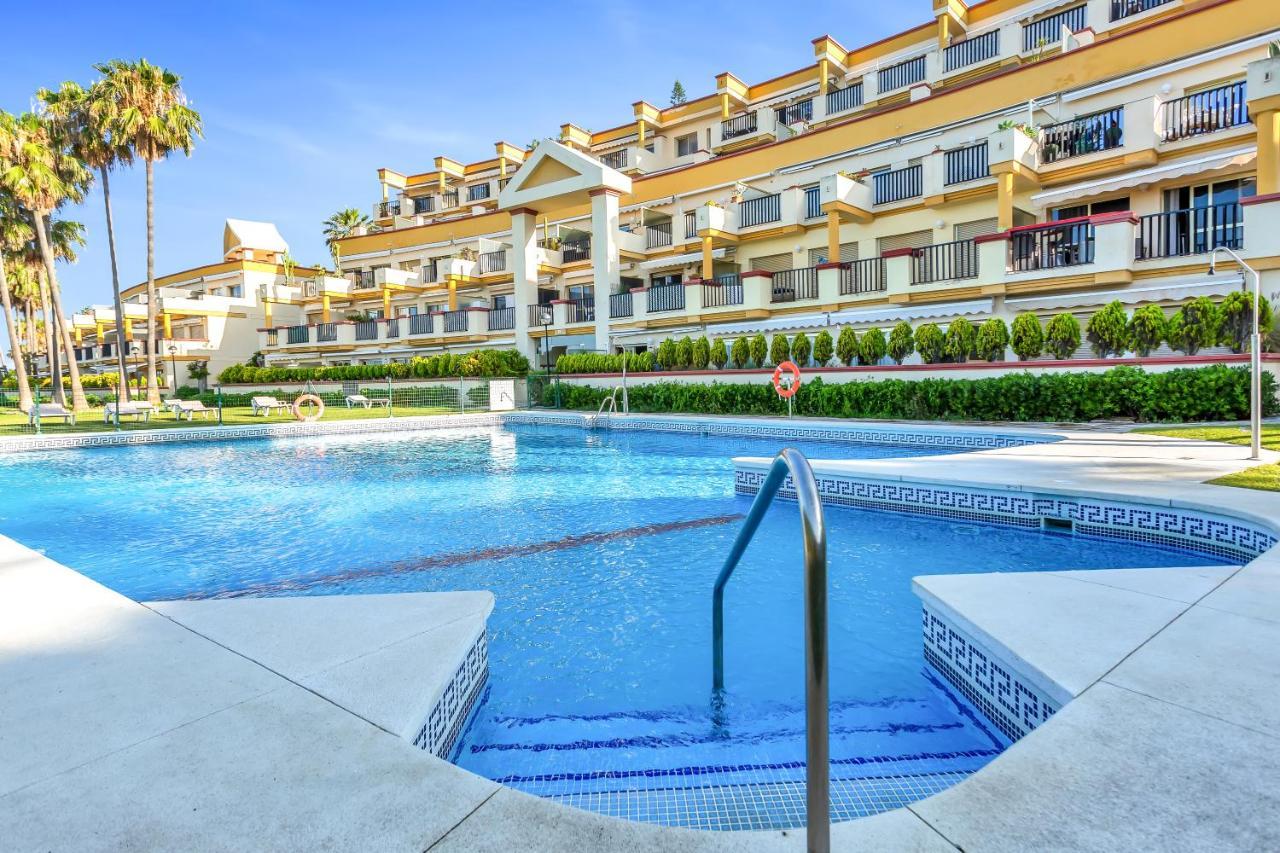 Super2Beachfront Marbella Exteriör bild